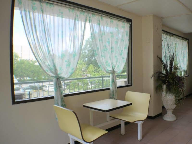 Micro Beach Hotel Garapan Luaran gambar